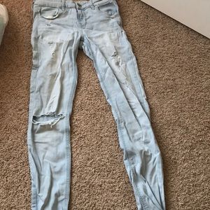 Light wash jeans